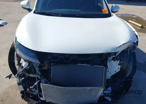 2025 Nissan Kicks Sv Intelligent Awd из США, поврежденный, VIN 3N8AP6CB8SL398889